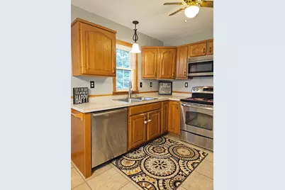 206 Pine Street SW, New London, MN 56273 - Photo 14