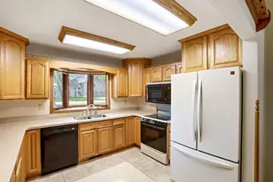 26170 Galen Dr, Wyoming, MN 55092 - Photo 8