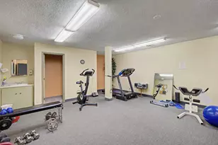 4045 Hodgson Rd, Shoreview, MN 55126 - Photo 22