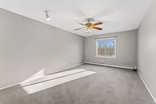 10311 Cedar Lake Rd, Minnetonka, MN 55305 - Photo 16