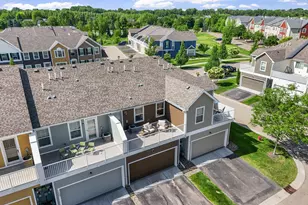 11819 84th Ave N, Maple Grove, MN 55369 - Photo 2