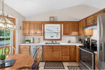 1305 Keller Lane, Burnsville, MN 55306 - Photo 8