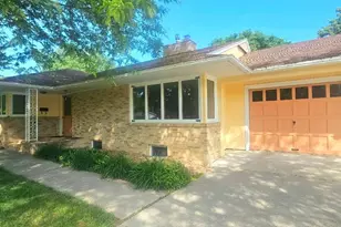 505 E 3rd St, Morris, MN 56267 - Photo 2