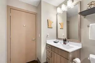 728 N 3rd St, Minneapolis, MN 55401 - Photo 8