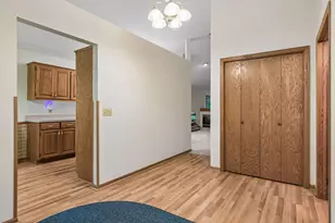 5677 Heather Ridge Dr, Shoreview, MN 55126 - Photo 12
