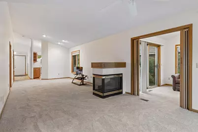 5677 Heather Ridge Drive, Shoreview, MN 55126 - Photo 8