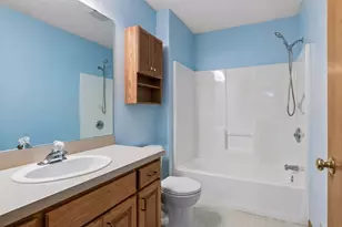 5677 Heather Ridge Dr, Shoreview, MN 55126 - Photo 22