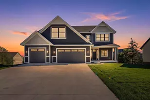 18742 Jarosite Ct, Lakeville, MN 55044 - Photo 2