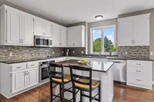 17225 Wilderness Trail SE, Prior Lake, MN 55372 - Photo 6