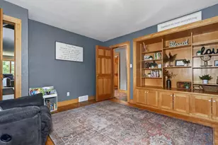 323 NW 11th St, Grand Rapids, MN 55744 - Photo 18