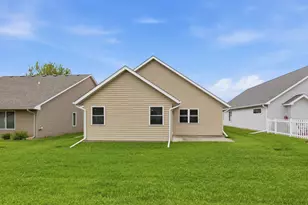 169 Summerset Ln SE, Hutchinson, MN 55350 - Photo 20