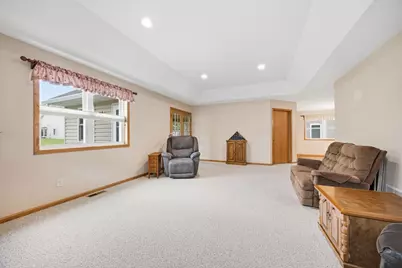 169 Summerset Lane SE, Hutchinson, MN 55350 - Photo 10