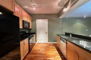 232 8th Street E, Saint Paul, MN 55101 - Photo 6