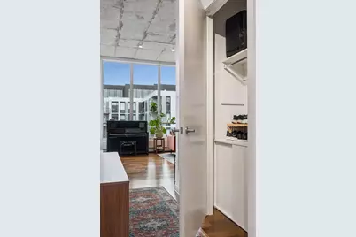 901 S 2nd Street #905, Minneapolis, MN 55415 - Photo 2