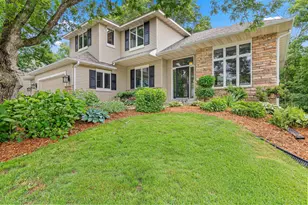 1120 10th St N, Hudson, WI 54016 - Photo 2
