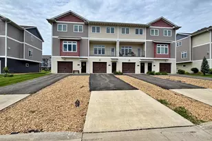 2157 Rolling Green Ln, North Mankato, MN 56003 - Photo 2