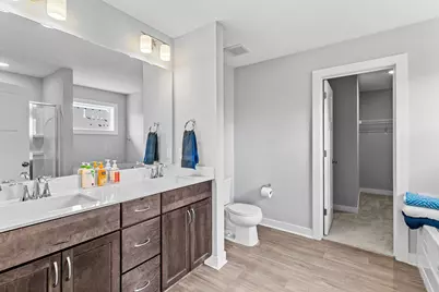 10118 Arrowwood Trail, Woodbury, MN 55129 - Photo 20