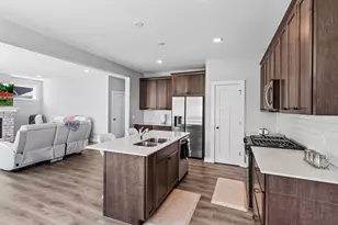 10118 Arrowwood Trl, Woodbury, MN 55129 - Photo 10
