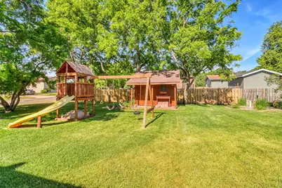 2206 Chancery Street S, Moorhead, MN 56560 - Photo 44