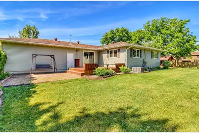 2206 Chancery Street S, Moorhead, MN 56560 - Photo 42