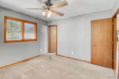 2206 Chancery Street S, Moorhead, MN 56560 - Photo 16