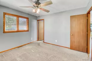 2206 Chancery St S, Moorhead, MN 56560 - Photo 16
