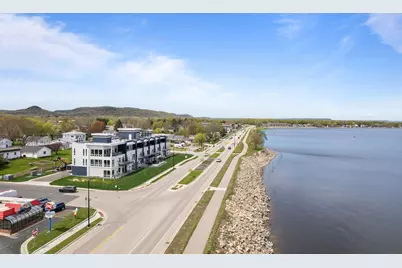 907 N Lakeshore Drive #305, Lake City, MN 55041 - Photo 4