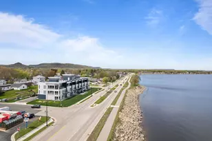 907 N Lakeshore Dr, Lake City, MN 55041 - Photo 4