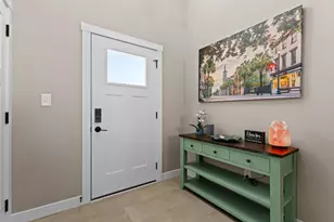 1805 12th Ave NE, Austin, MN 55912 - Photo 2