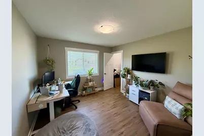 1805 12th Avenue NE, Austin, MN 55912 - Photo 8