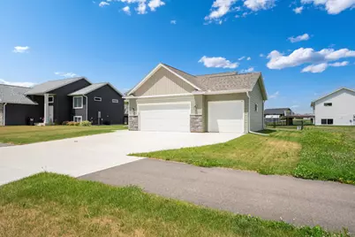 1805 12th Avenue NE, Austin, MN 55912 - Photo 32