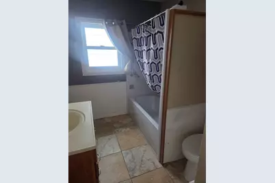 939 Earl Street, Saint Paul, MN 55106 - Photo 10
