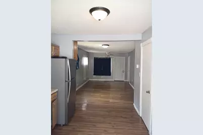 939 Earl Street, Saint Paul, MN 55106 - Photo 2