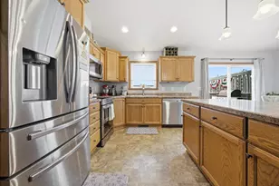 1551 34th Ave S, Moorhead, MN 56560 - Photo 4