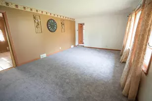 5913 Colfax Ave N, Brooklyn Center, MN 55430 - Photo 6