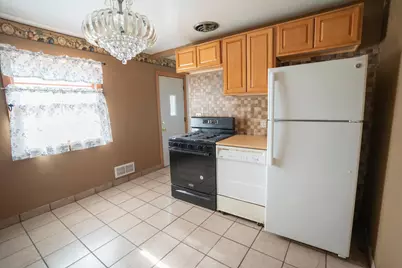 5913 Colfax Avenue N, Brooklyn Center, MN 55430 - Photo 10