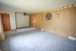 5913 Colfax Ave N, Brooklyn Center, MN 55430 - Photo 8