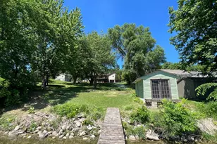 17073 235th Ct, Hutchinson, MN 55350 - Photo 2