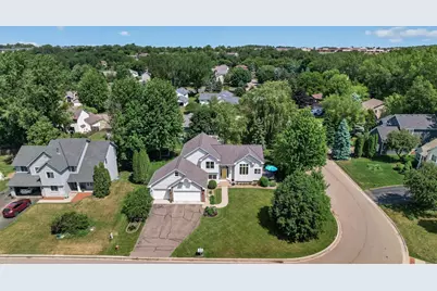 1225 Earle Way, Burnsville, MN 55306 - Photo 4