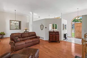 1225 Earle Way, Burnsville, MN 55306 - Photo 22
