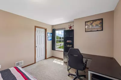 7091 Oak Ridge Court, Shakopee, MN 55379 - Photo 38