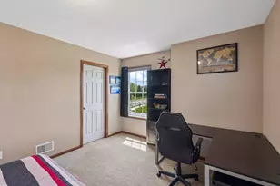 7091 Oak Ridge Ct, Shakopee, MN 55379 - Photo 38