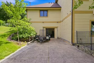 1008 Newhall Dr, Faribault, MN 55021 - Photo 48