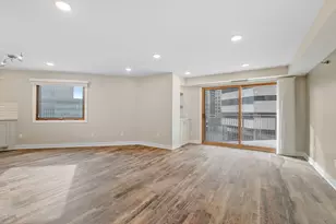 121 Washington Ave S, Minneapolis, MN 55401 - Photo 4