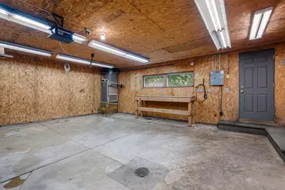 2006 11th Avenue NE, Austin, MN 55912 - Photo 48