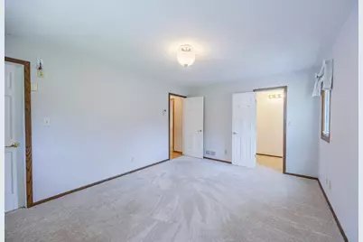 1630 Camelot Lane NE, Fridley, MN 55432 - Photo 38