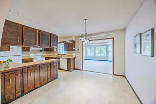 1630 Camelot Ln NE, Fridley, MN 55432 - Photo 18