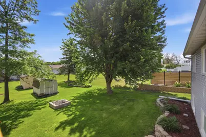2305 13th Street SW, Austin, MN 55912 - Photo 46