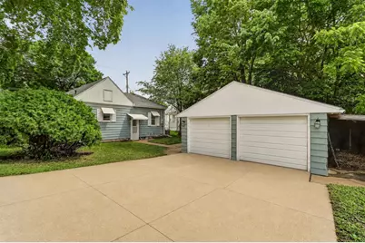 32 10th Street NW, Rochester, MN 55901 - Photo 4