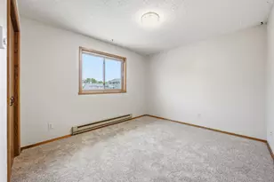 2521 25th St S, Fargo,  58103 - Photo 16